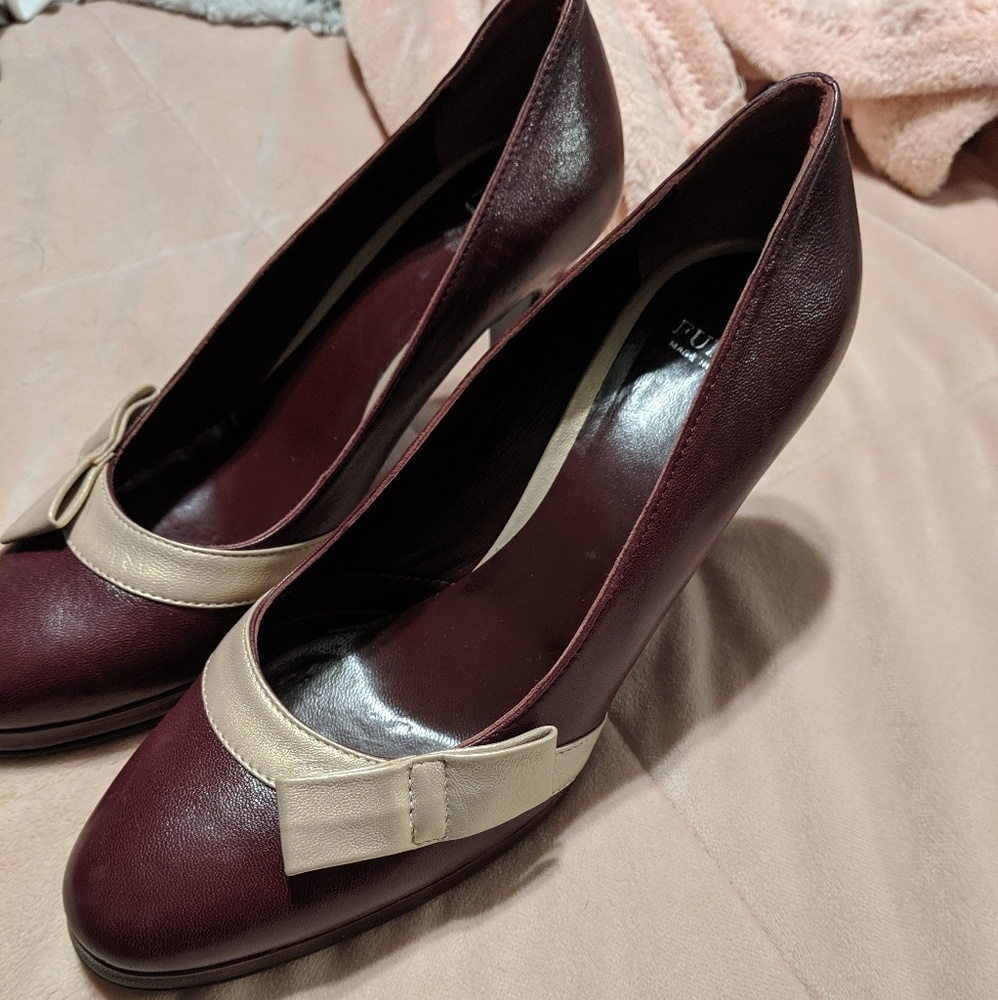 Furla Leather Pumps
